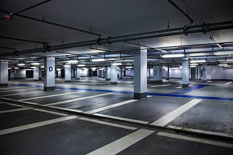 commercial-concrete-driveway